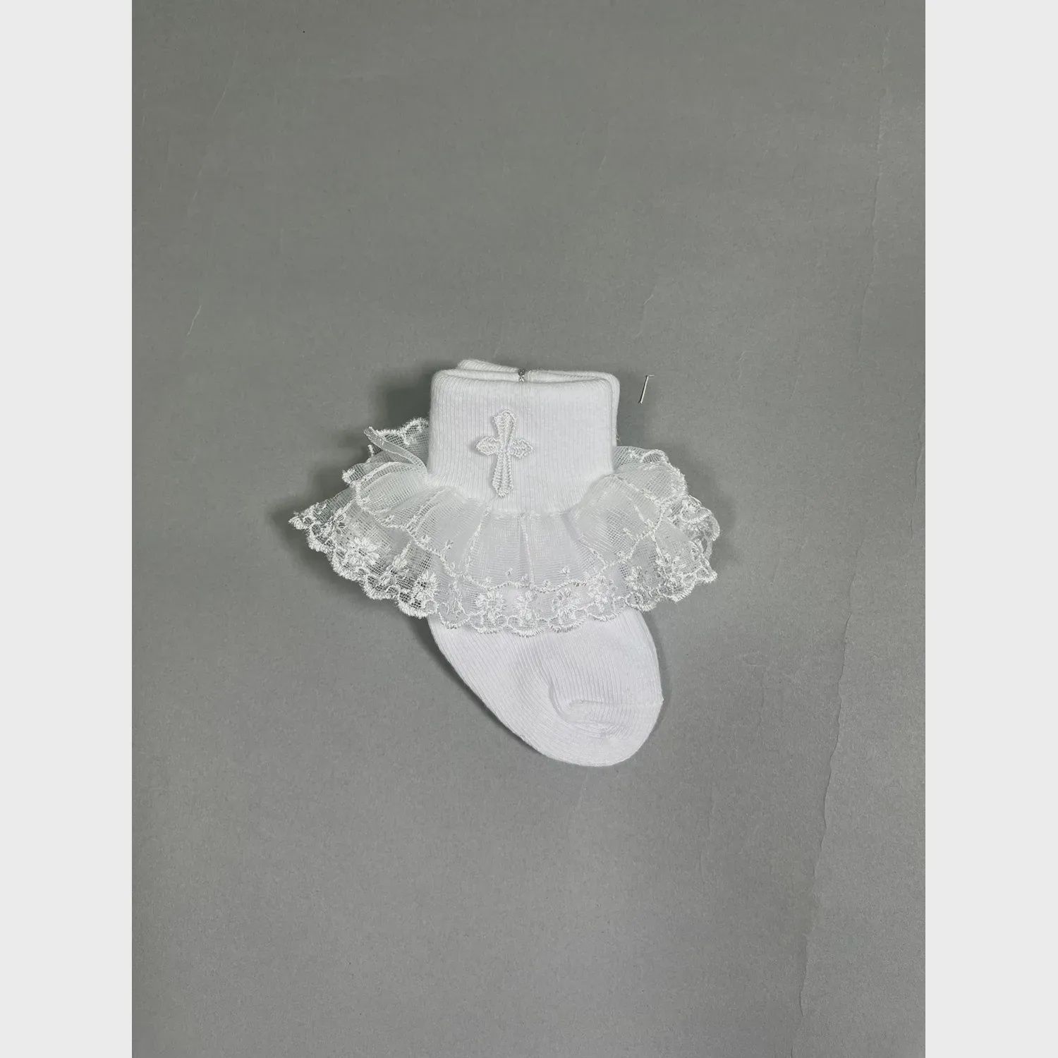 WHITE GIRL'S SOCK RUFFLE & CROSS EMBROIDERY 0-6M 6-12M-12-18M / FK-112