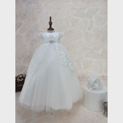 BAPTISM / CHRISTING GOWN OFFWHITE LACE & SEQUIN OVERSKIRT TULLE SKIRT HAT & BOW TRIM RHINESTONE TRIM / Y23096