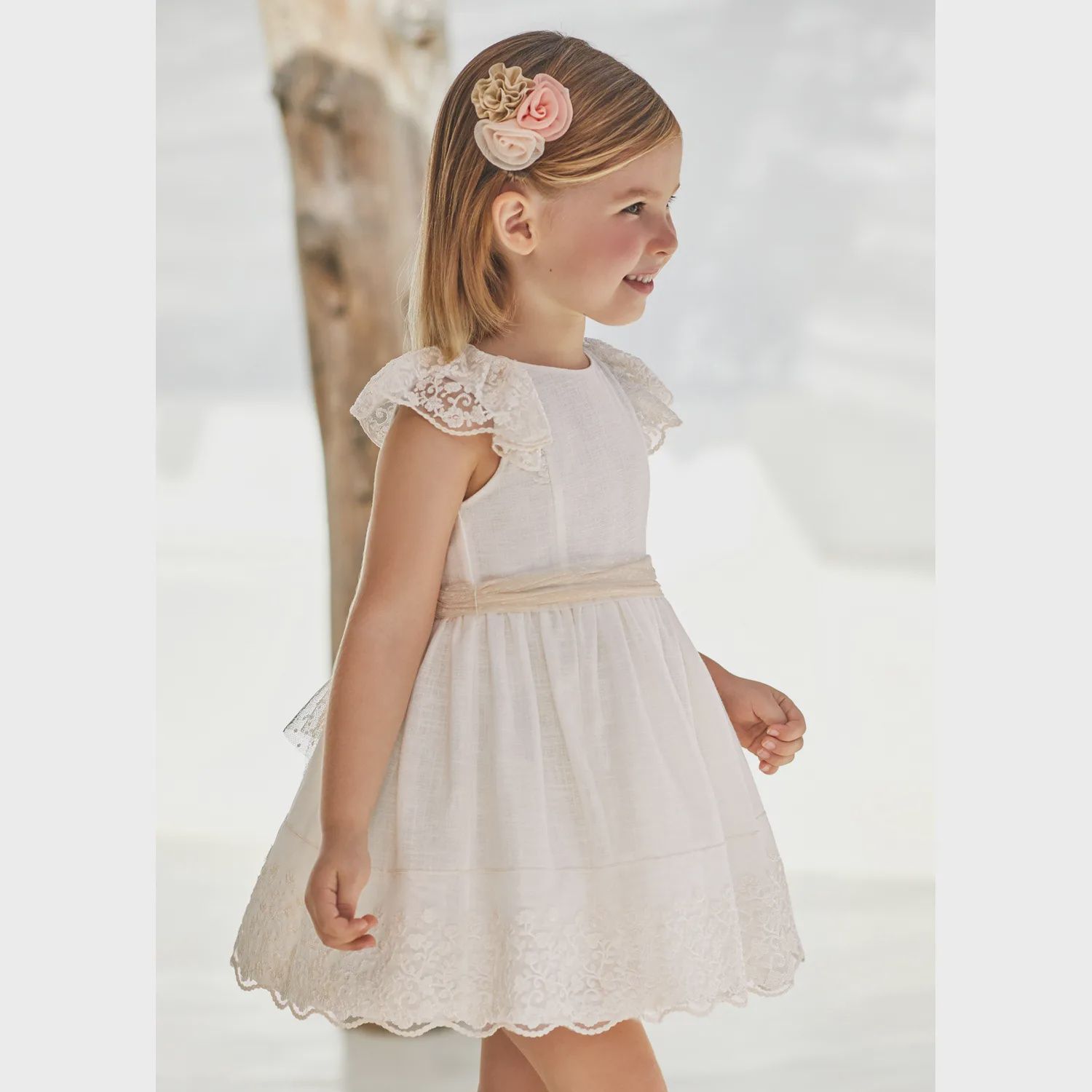 LINEN DRESS & BELT CREAM & BEIGE LACE CAP SLEEVE EMBROIDERED HEMLINE / 3914-093
