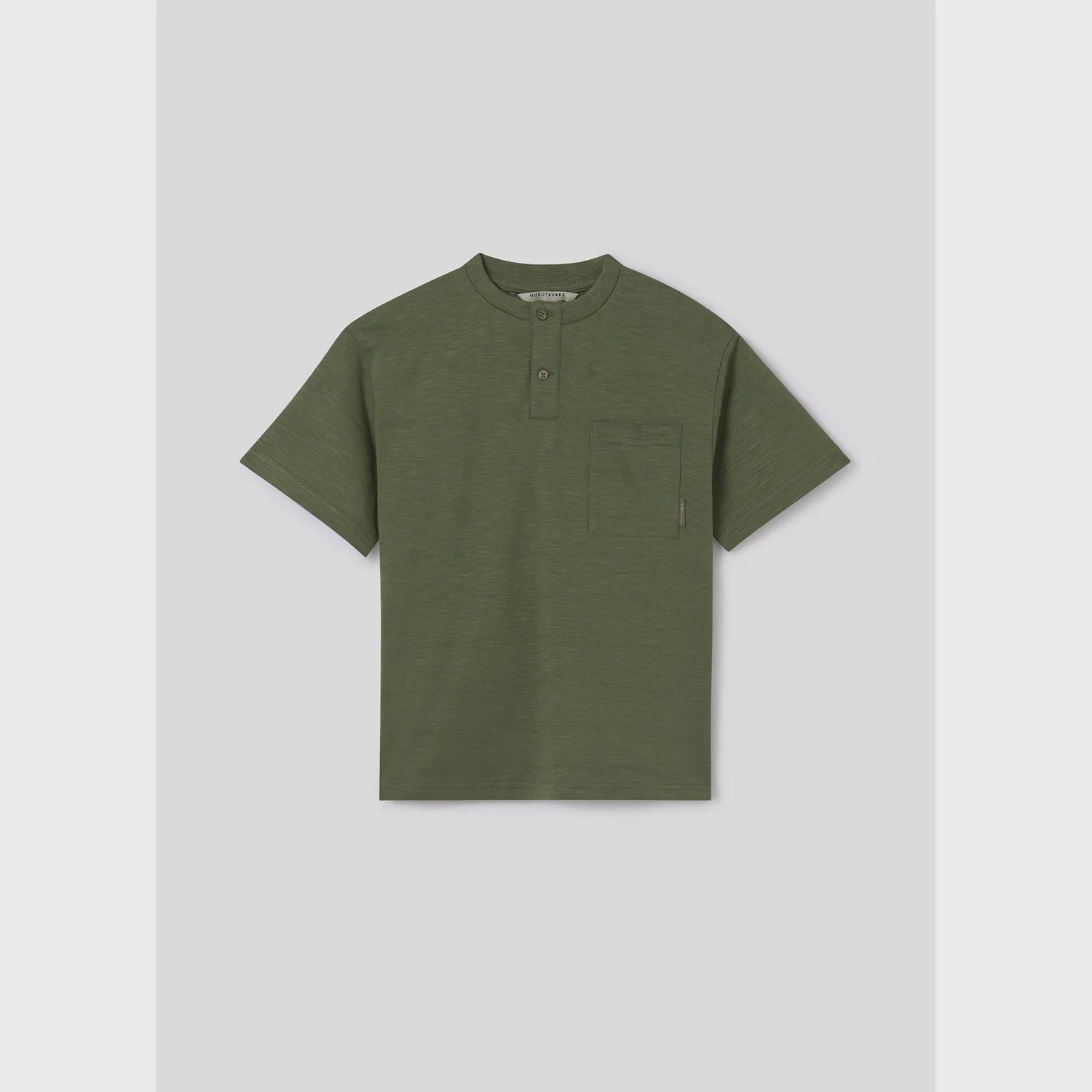 HENLEY TSHIRT GREEN SHORT SLEEVE WITH POCKET 2 BUT CLOSURE / 6035-041