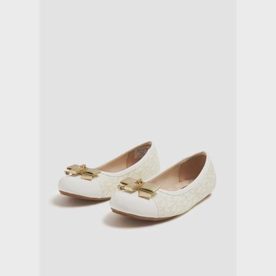 SHOE WHITE GOLD MK ALLOVER PRINT GOLD BOW TRIM / MK100816C-715