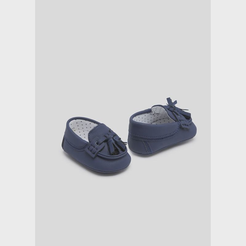 MOCCASIN SHOE NAVY TASSEL TRIM / 9732-037