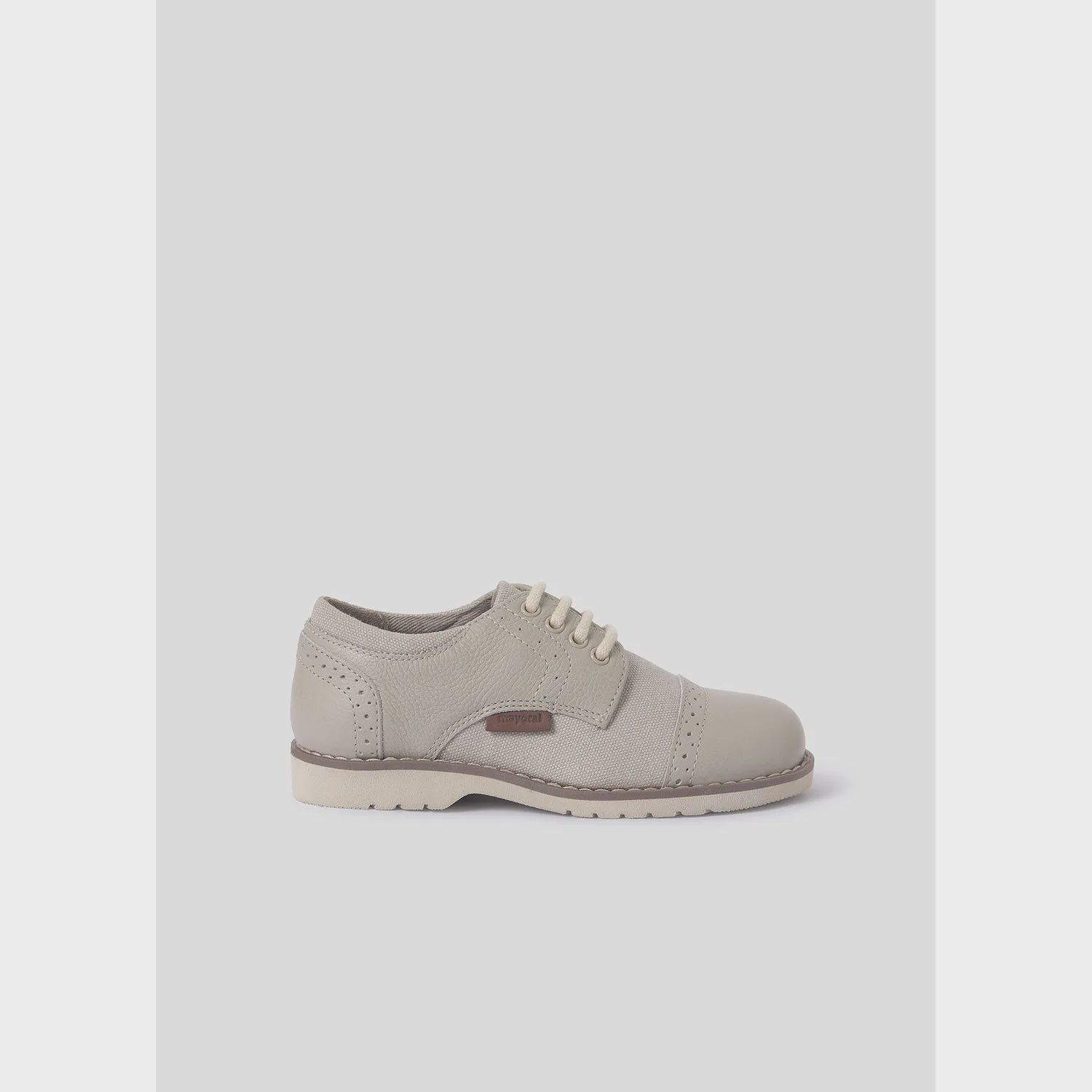 OXFORD SHOE BEIGE WITH LACES / 450564-064