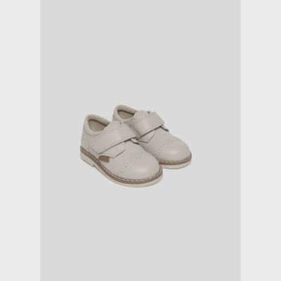 OXFORD SHOE BEIGE VELCRO STRAP / 41575-094