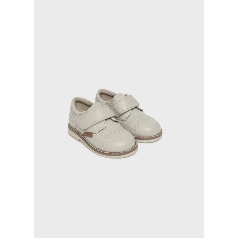 OXFORD SHOE BEIGE VELCRO STRAP / 41575-094 OXFORD SHOE BEIGE VELCRO STRAP / 41575-094
