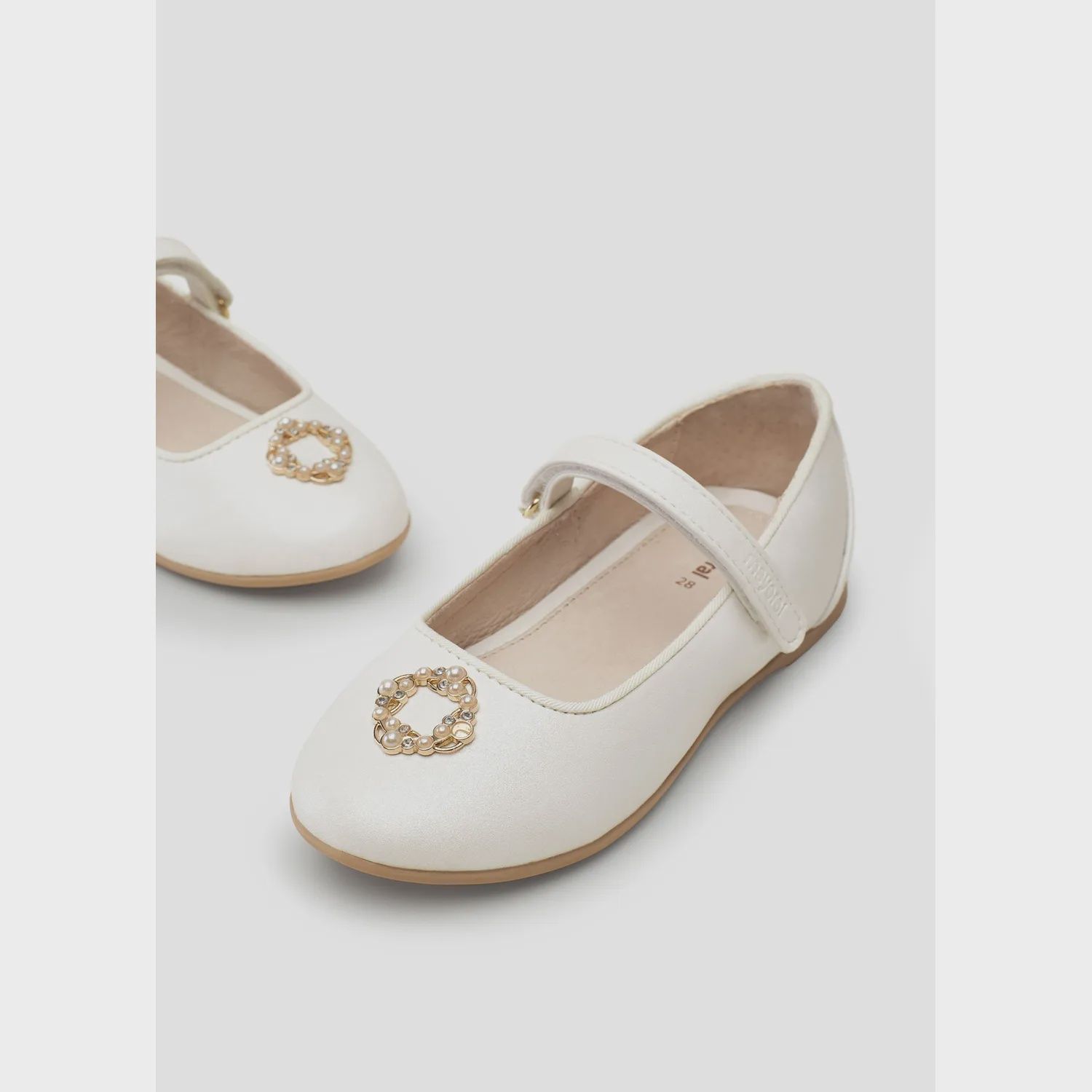 MARY JANE SHOE WHITE METALIC PEARL TRIM / 43526-45-526-082