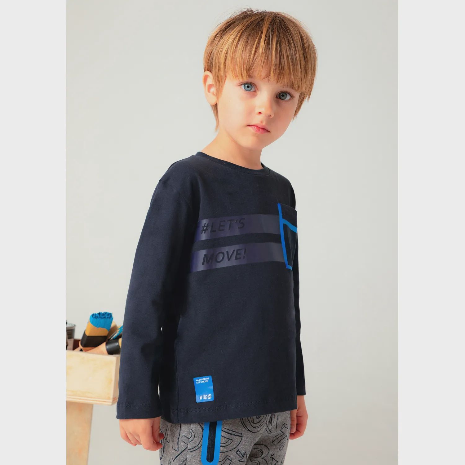 BLUE BLACK TSHIRT LONG SLEEVE LET'S MOVE PRINT / 4058-020
