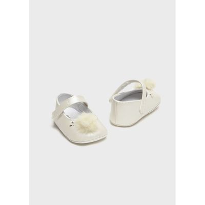 IVORY MARY JANE SHOE FUR POM POM TRIM / 9792-082