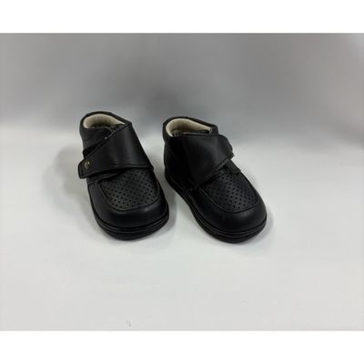 NAPPA BLACK SHOE PINHOLE CUTOUT BOY / G0101