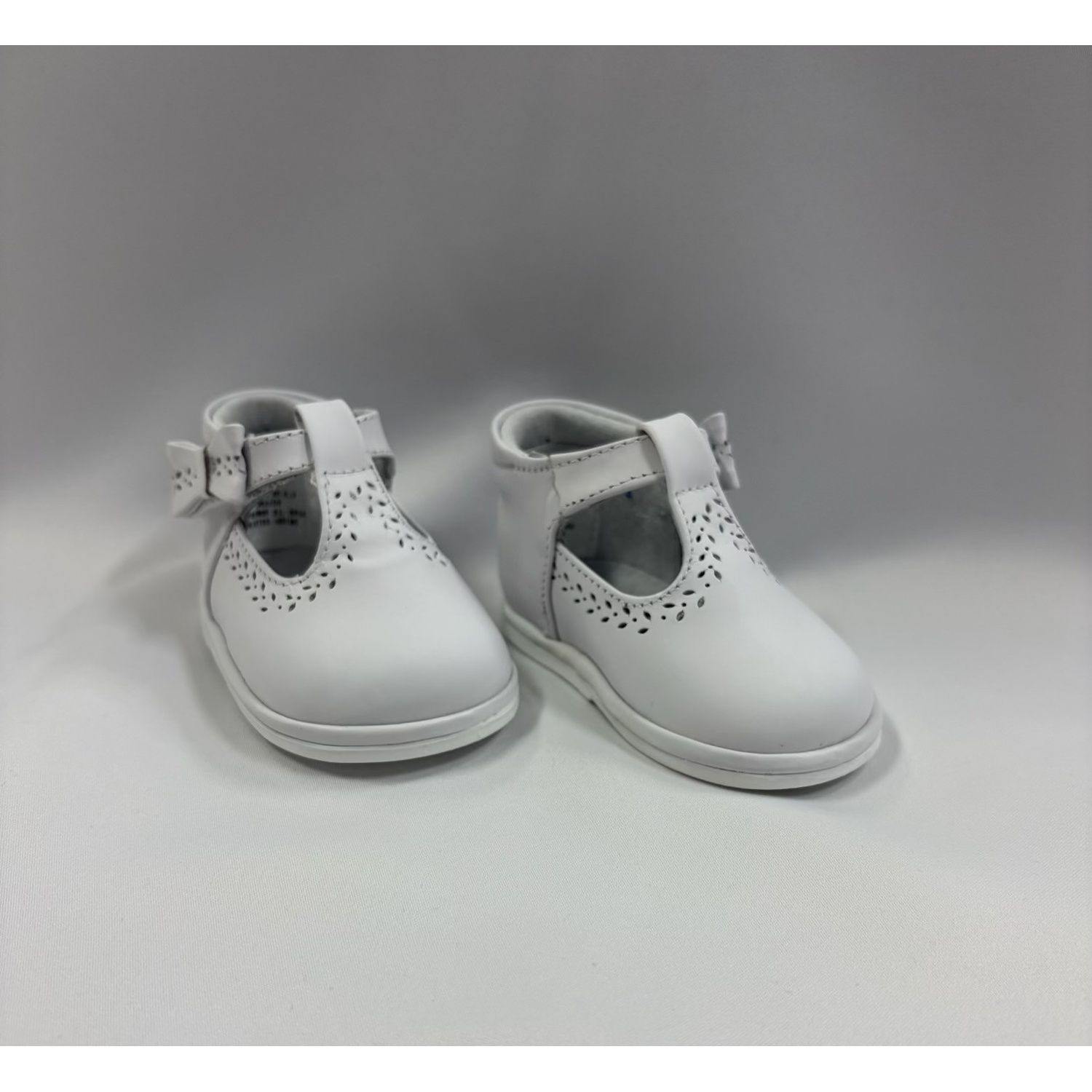 NAPPA WHITE SHOE BOW & CUTOUT TRIM GIRL / G0102