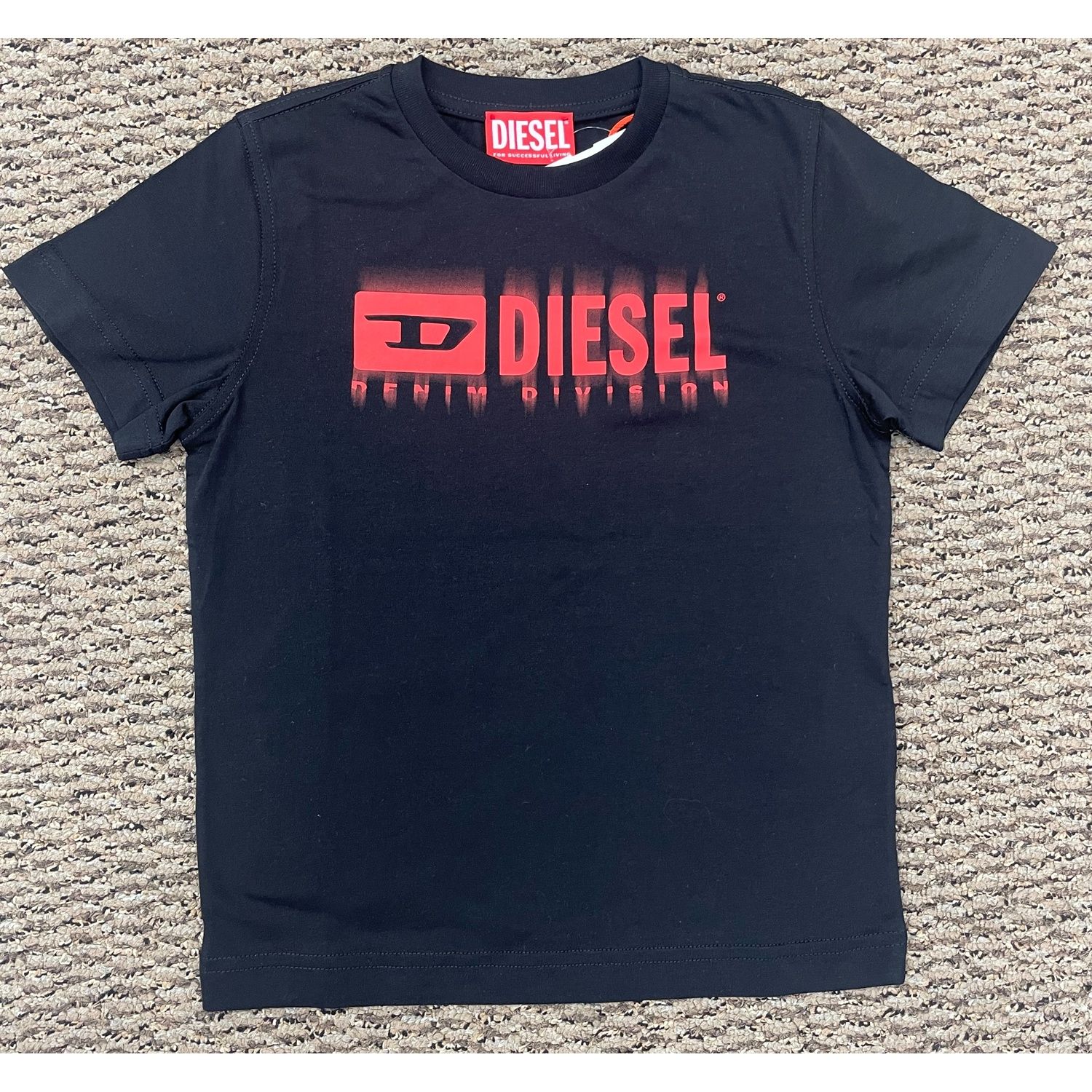 BLACK TSHIRT SHORT SLEEVE RED DIESEL LOGO / J02033-00Y19-K9002