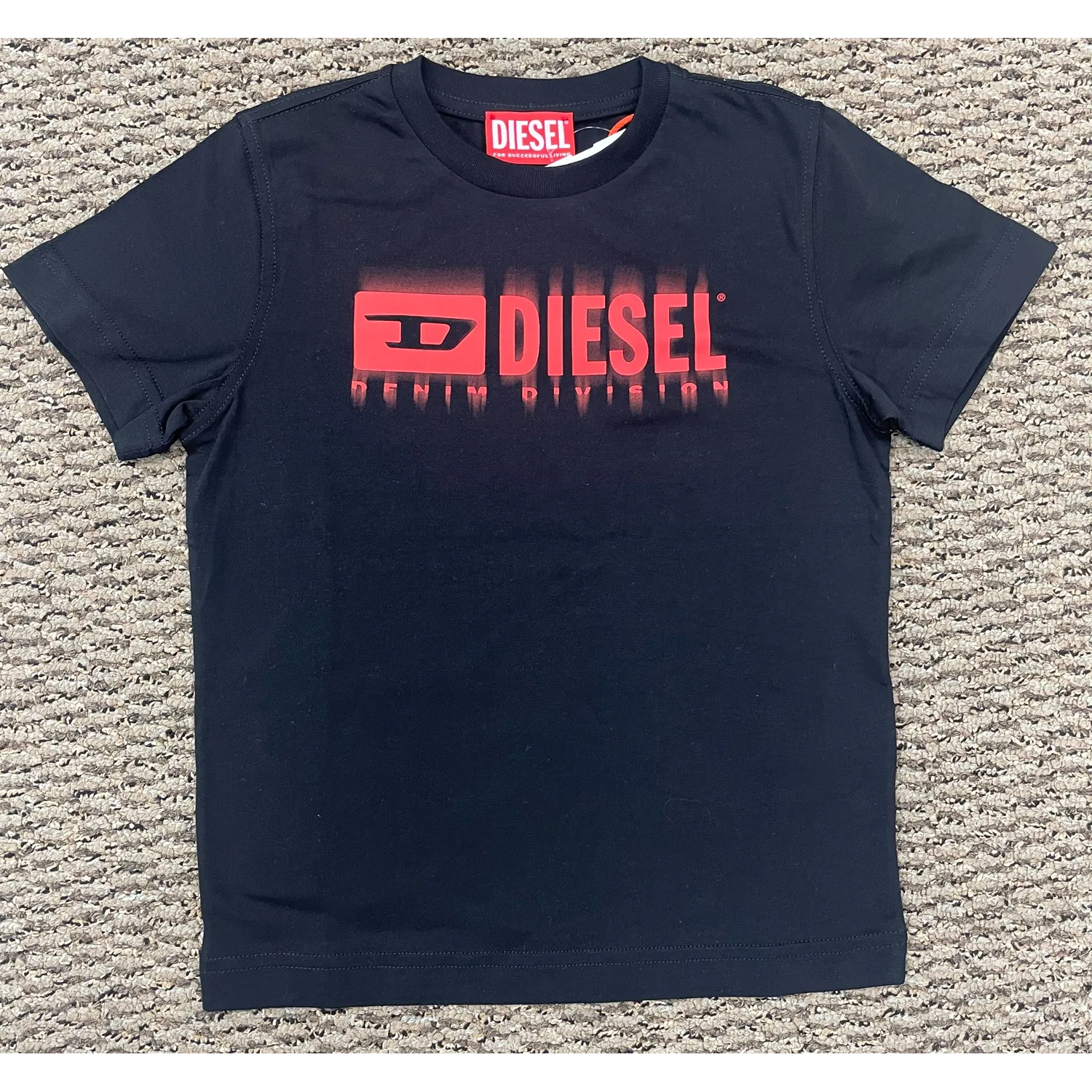 BLACK TSHIRT SHORT SLEEVE RED DIESEL LOGO / J02033-00Y19-K9002