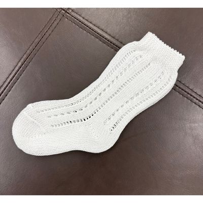 WHITE KNEEHIGH SOCK BABY CROCHET PATTERN / 38-