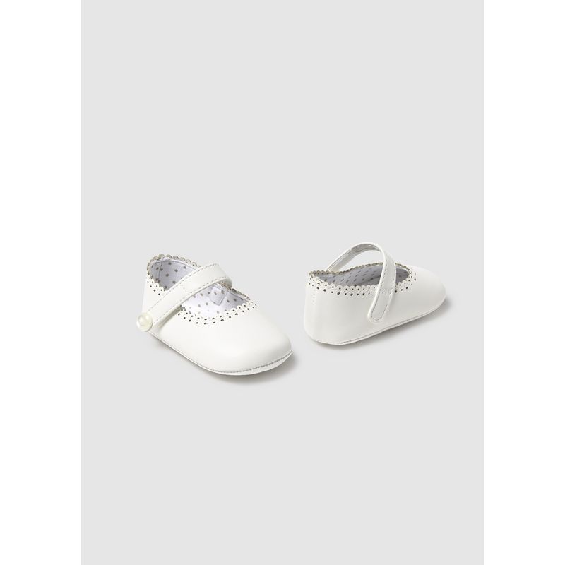 CREAM MARY JANE SHOE LACE CUTOUT EDGE TRIM / 9903-018