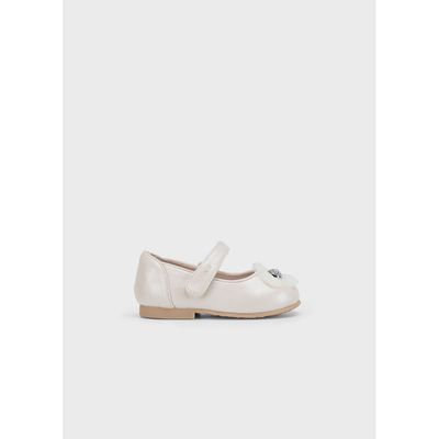 PEARL OFF WHITE MARY JANE SHOE CHIFFON FLOWER APPLIQUE / 41624-056