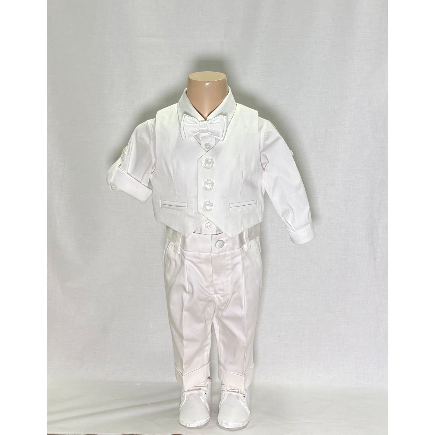 OFF WHITE VEST PANT ONZIE SHIRT & BOWTIE / F3219/BY-90