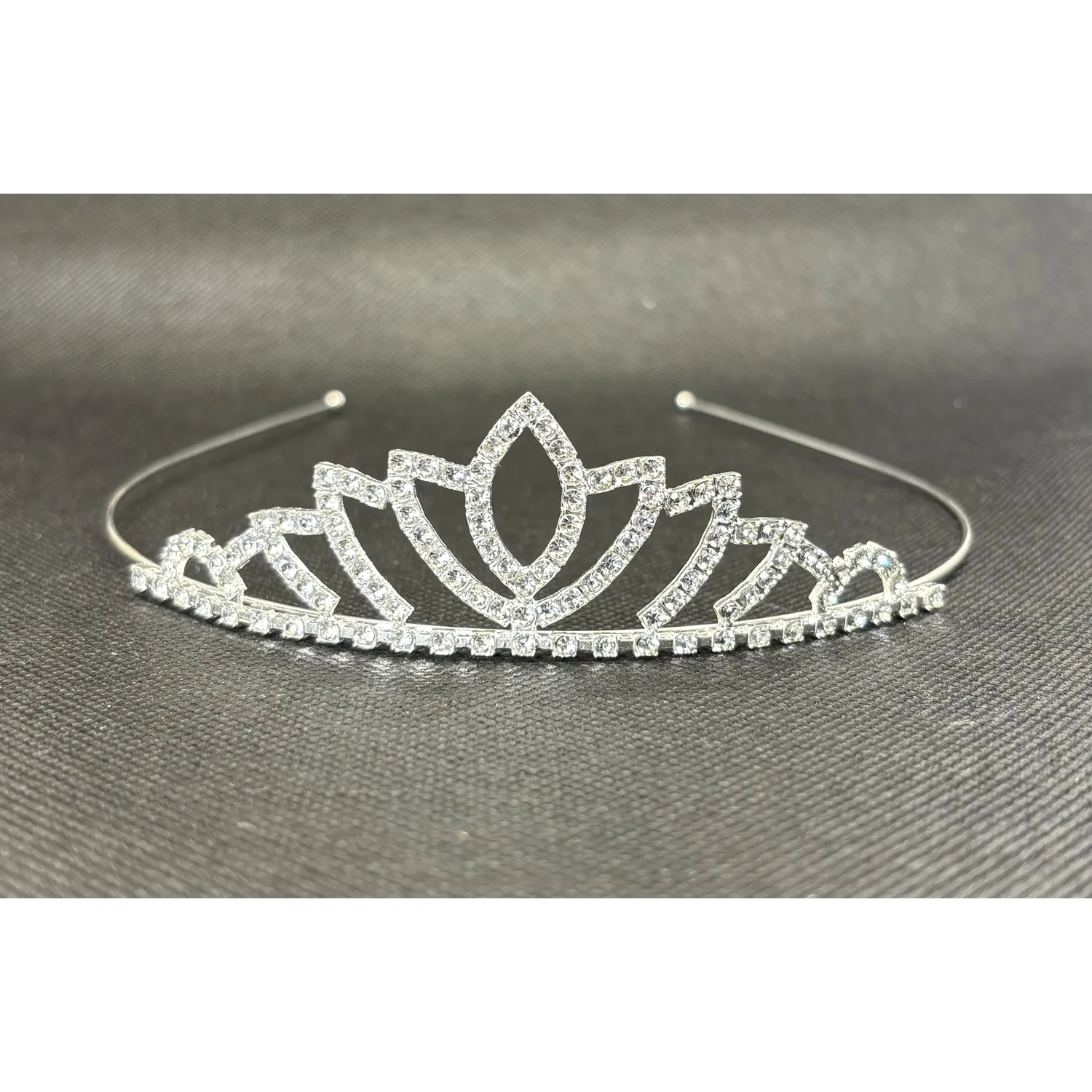 RHINESTONE & SILVER TIARA TULIP SHAPE / D