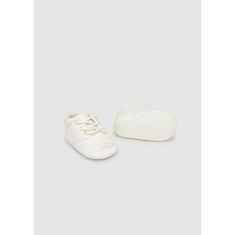 IVORY SHOES PINHOLE TRIM LACES / 9945-092