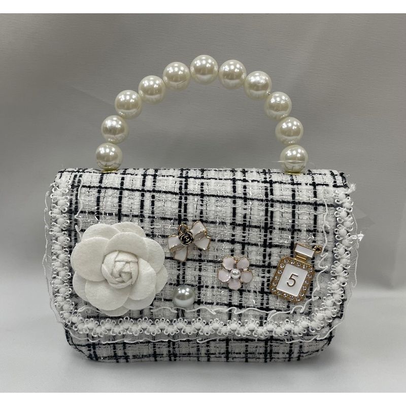 Z11919ZER / TWEED PURSE BLACK & WHITE TRIM CHARMS