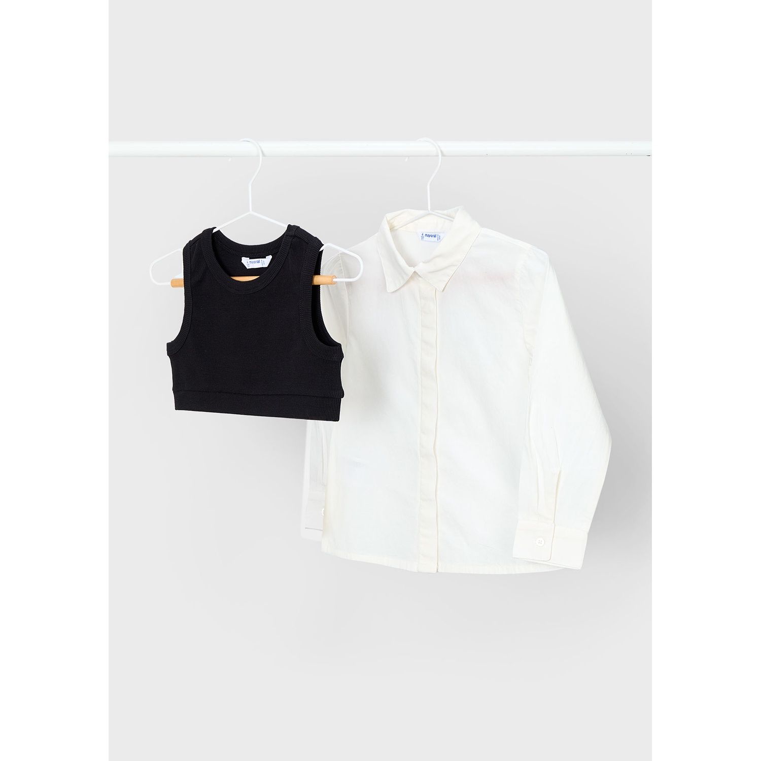 2PC CREAM BLOUSE BLACK VEST SET / 4317-036