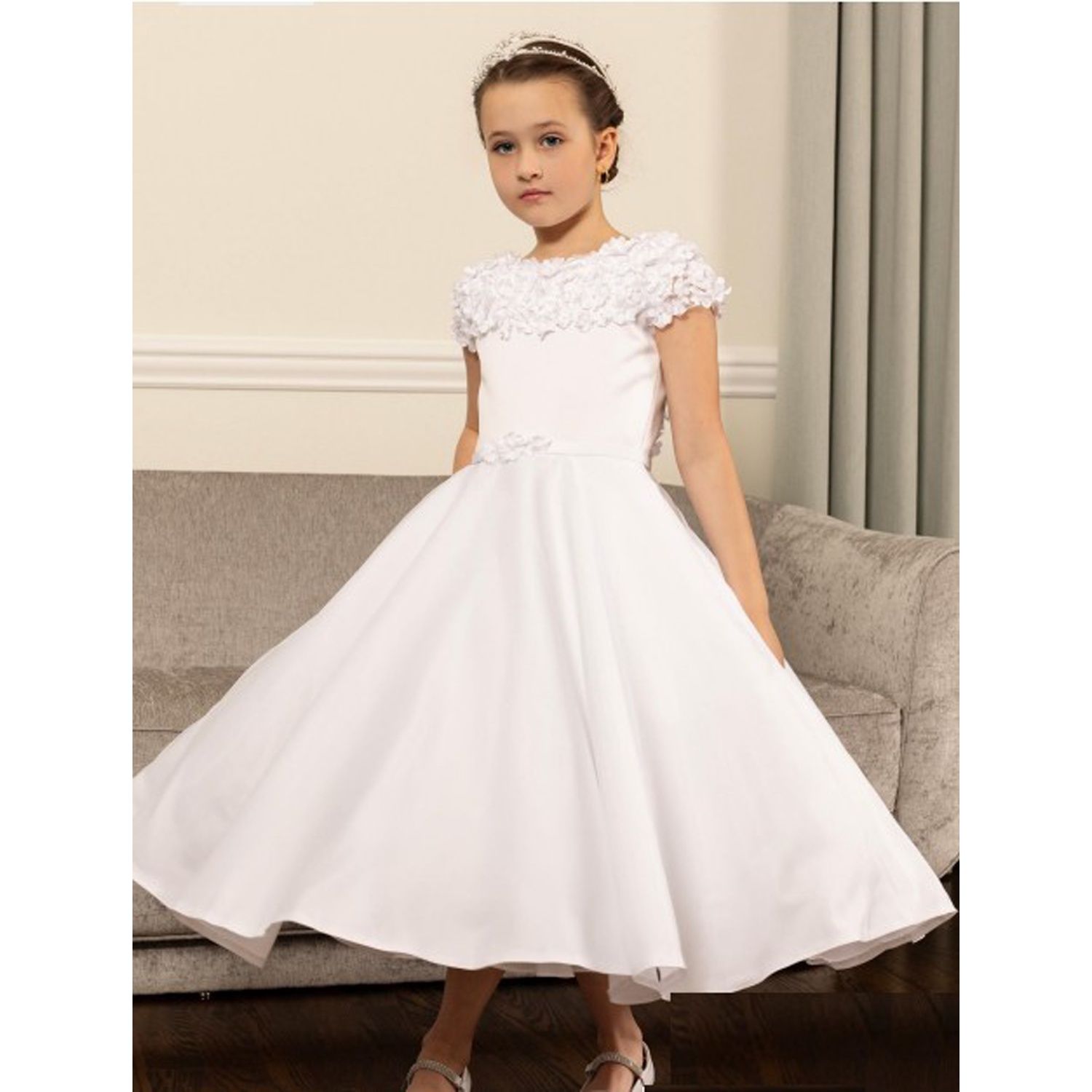 WHITE DRESS CAP SLEEVE 3D FLOWERS NECKLINE ORGANZA OVER SATIN AND POCKET / 126603