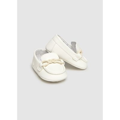 WHITE MOCCCASIN SHOE BRAIDED TRIM / 9083-091