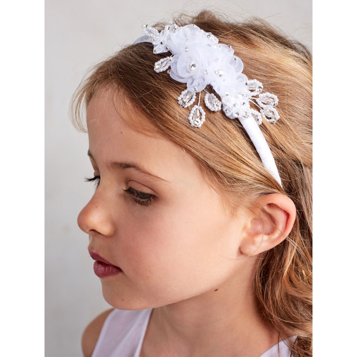 WHITE SATIN WRAPPED HEADBAND ORGANZA FLOWERS RHINESTONE CENTRE / 133