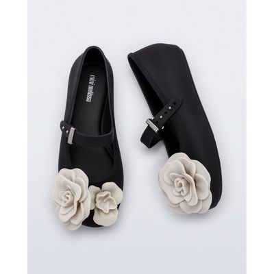 BLACK & BEIGE SHOE BALLERINA BEIGE PETAL FLOWER APPLIQUE / 37822-B0993