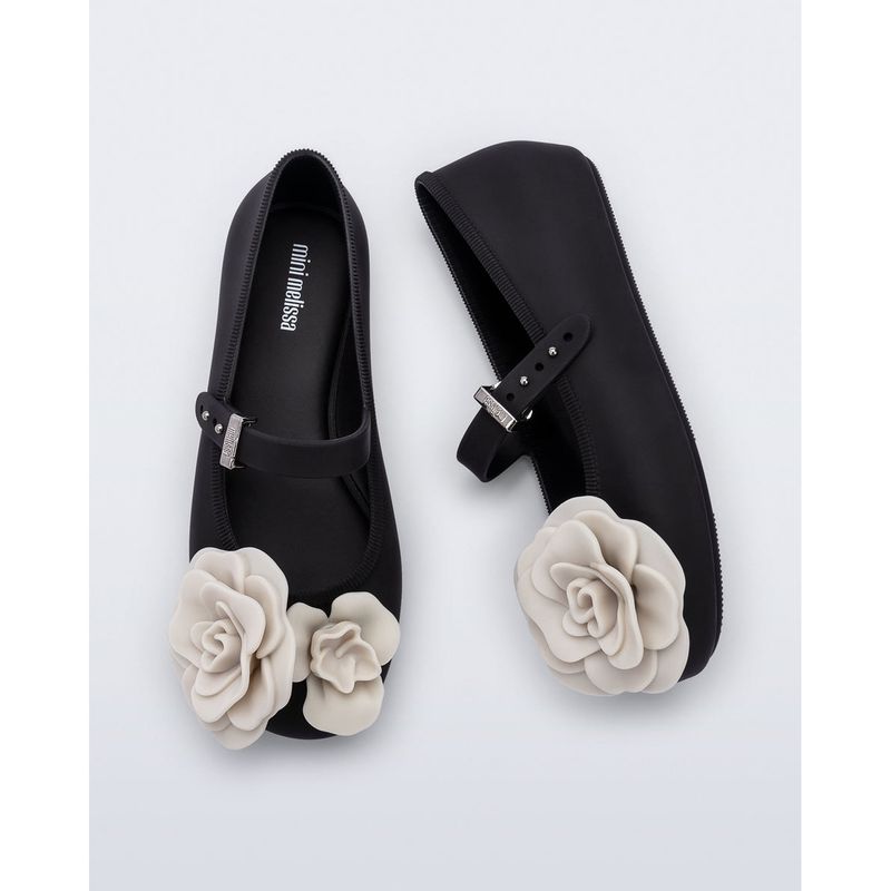 BLACK & BEIGE SHOE BALLERINA BEIGE PETAL FLOWER APPLIQUE / 37822-B0993 BLACK & BEIGE SHOE BALLERINA BEIGE PETAL FLOWER APPLIQUE / 37822-B0993