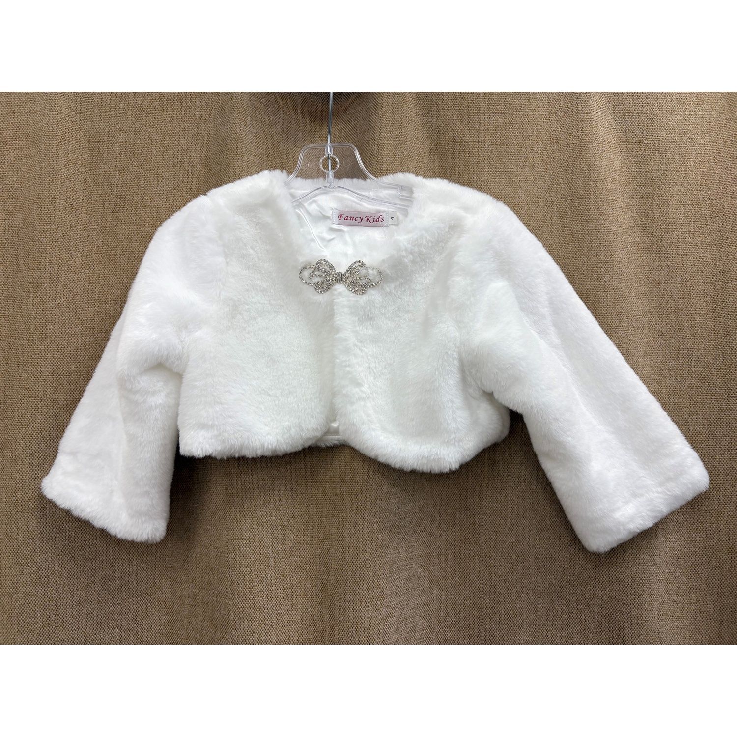 IVORY FAUX FUR BOLERO RHINESTONE BOW CLOSURE / 8208-A