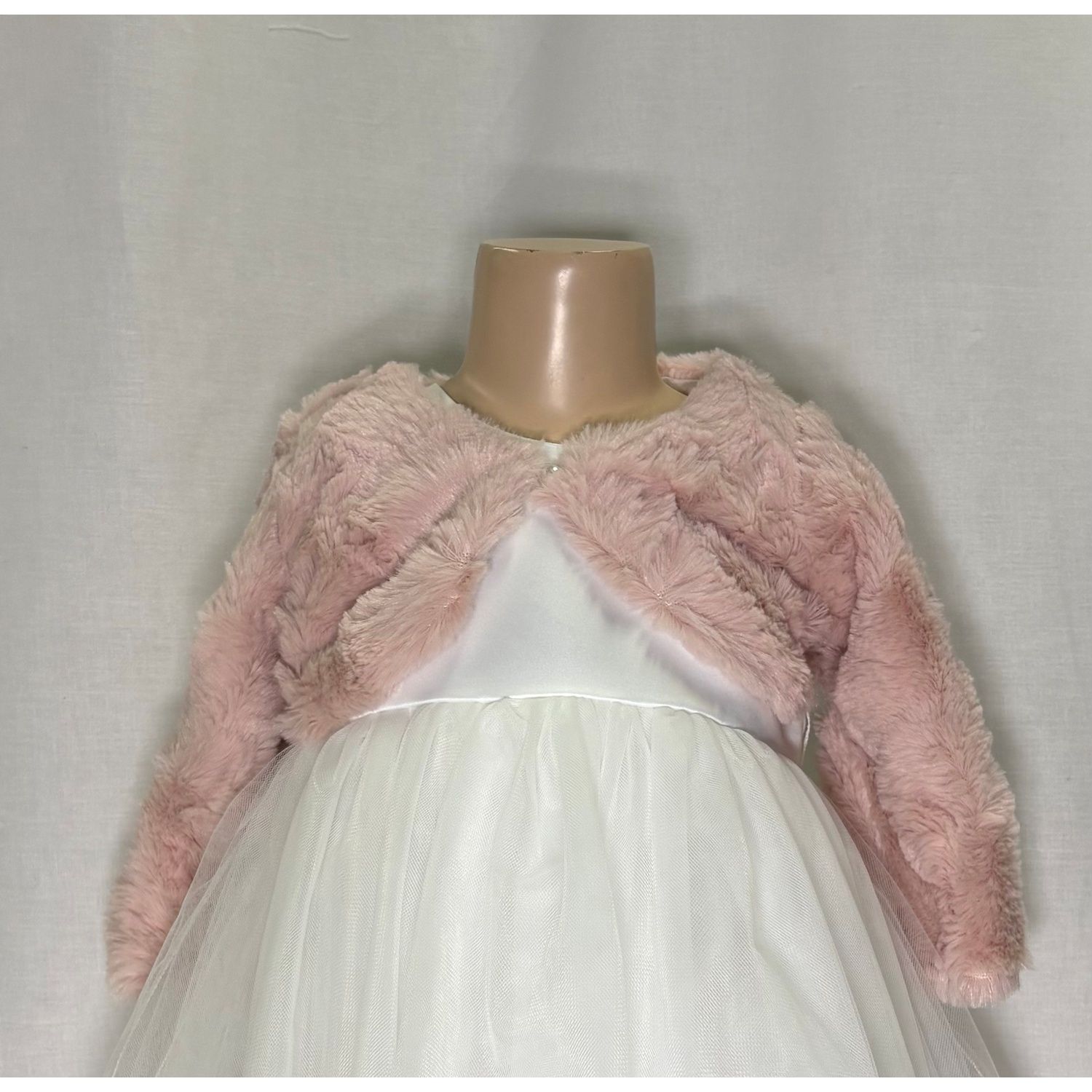 BLUSH PINK FAUX FUR BOLERO PEARL BUTTON CLOSURE / SKC40