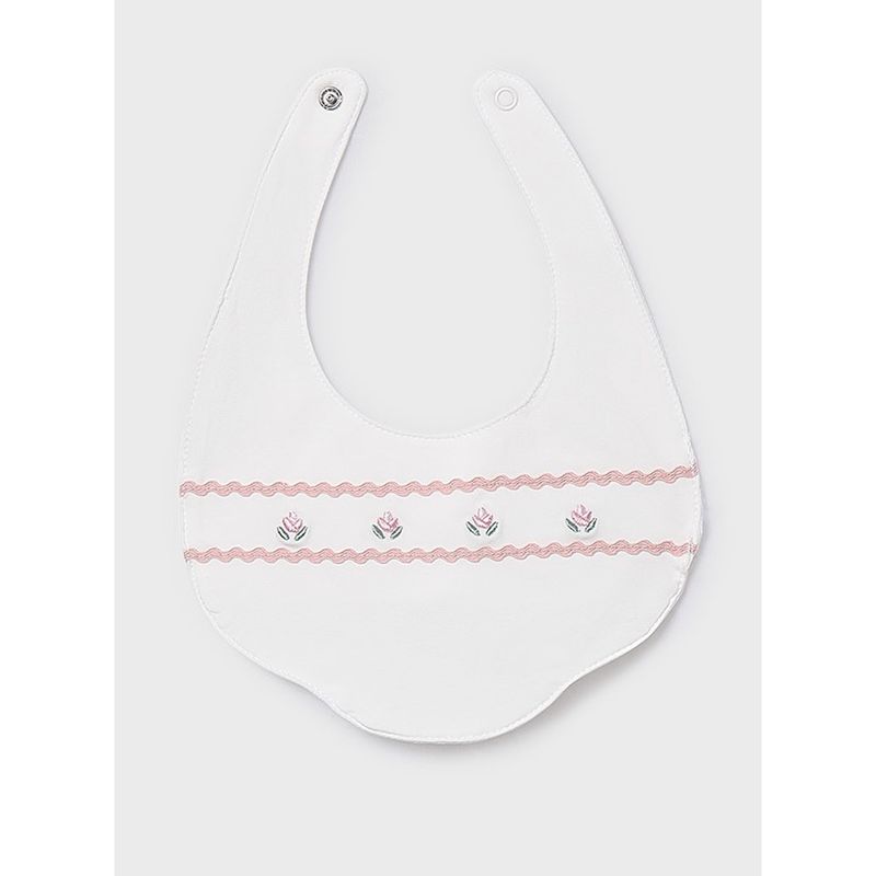 CREAM BIB ROSE RIBBON TRIM & ROSES / 9077-043A