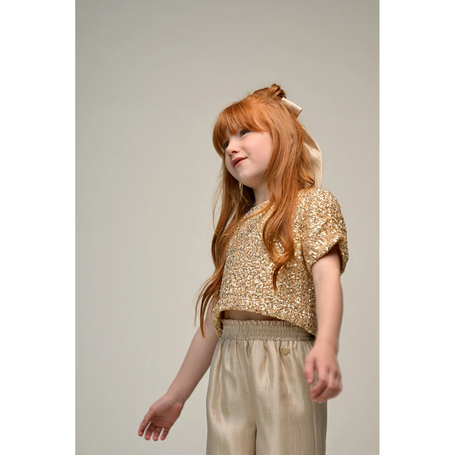 GOLD SEQUIN CROP TOP SHORT SLEEVE / C511-5105-109