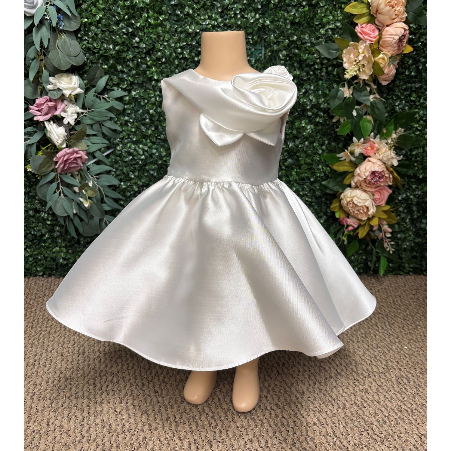 WHITE TAFFETA DRESS COLLAR & FLOWER APPLIQUE / L3452-90