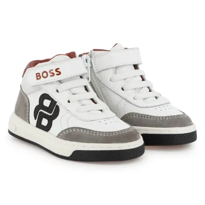 WHITE COW LEATHER SHOE GREY SWEDE & RED TRIM BOSS LOGO / J53546-10P