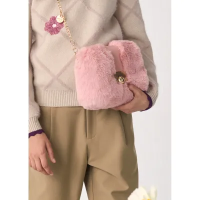 PETAL PINK FAUX FUR HANDBAG GOLD TRIM / 5931-095