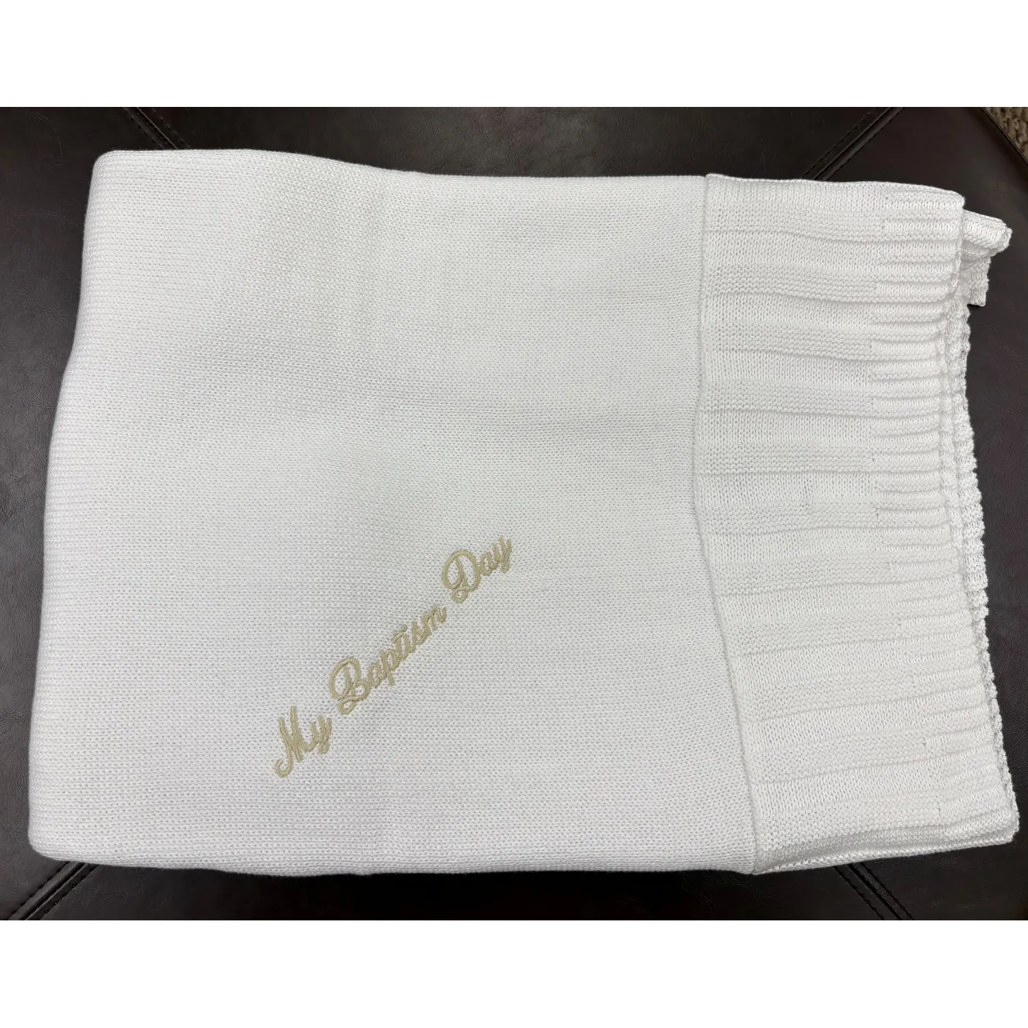 Z12104GBY / 900 WHITE MBD BLANKET GOLD WRITING