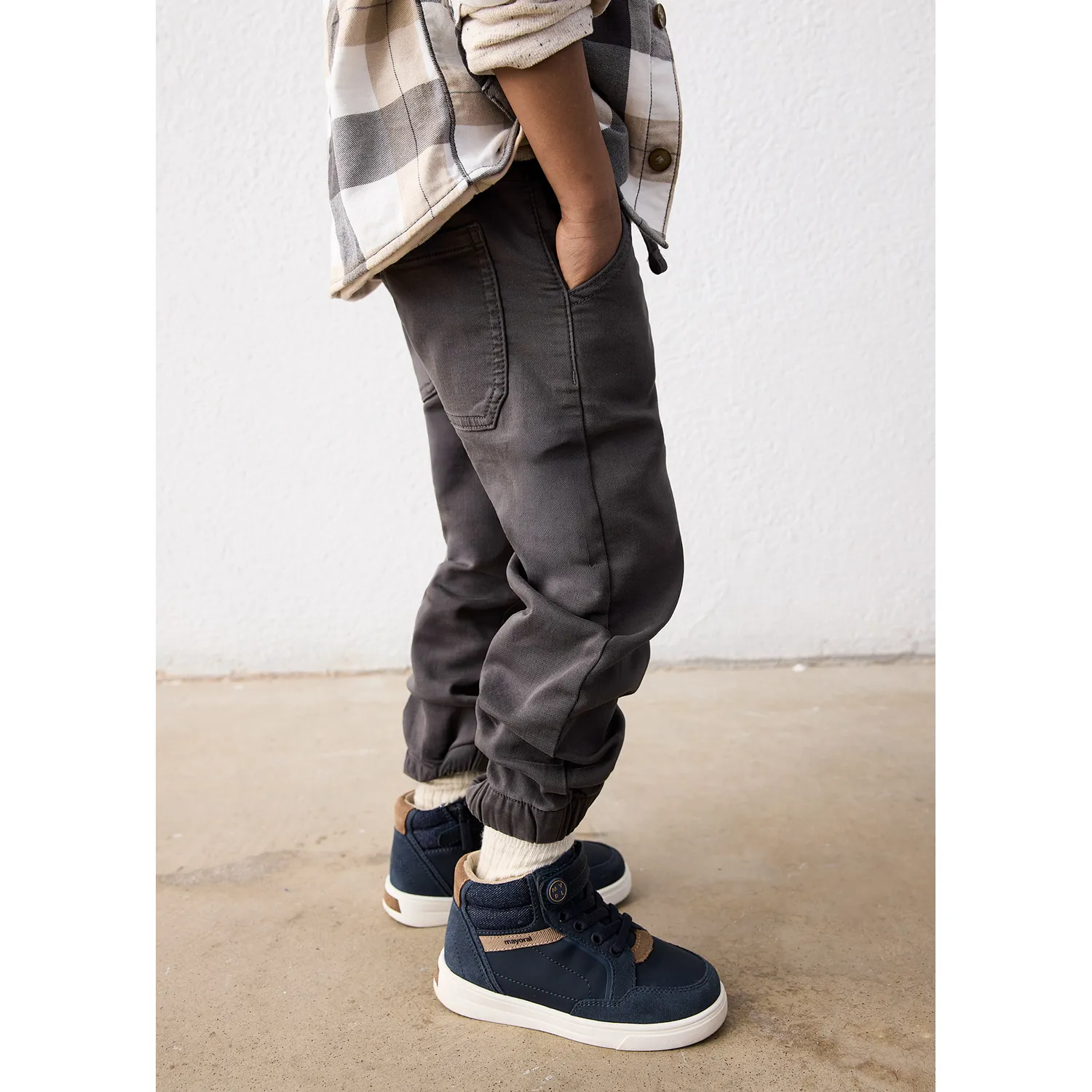 GREY SOFT JOGGER PANT SUPER STRETCH / 4511-062, Size: 2