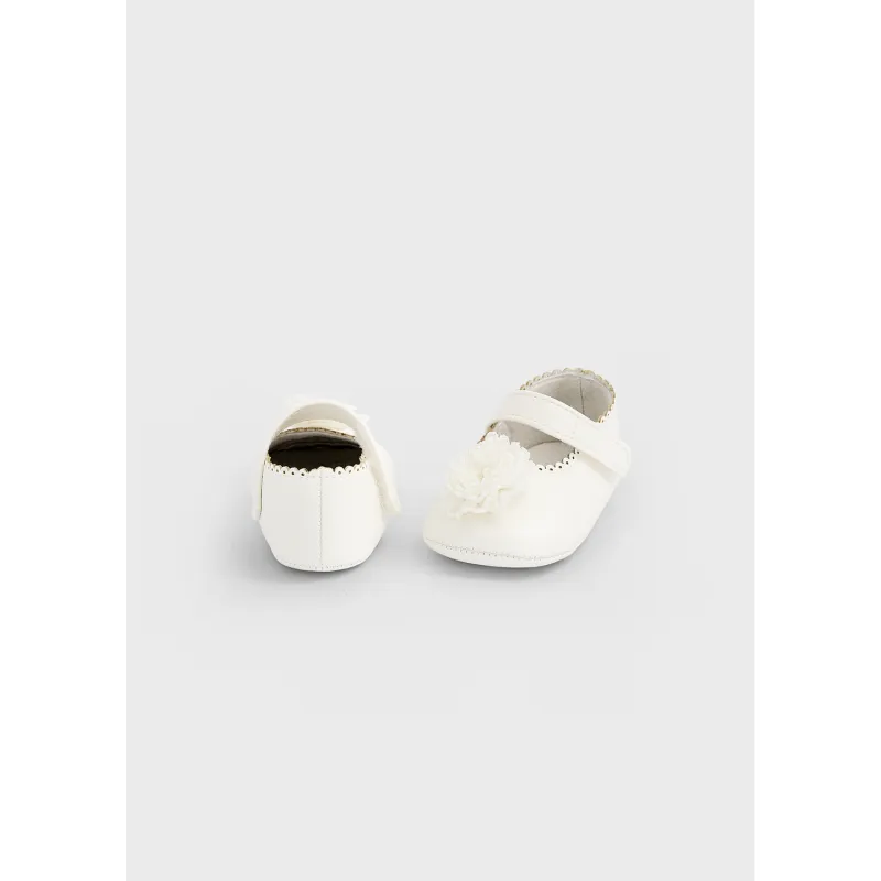 OFF WHITE MARYJANE SHOE FLOWER APPLIQUE / 9159-012