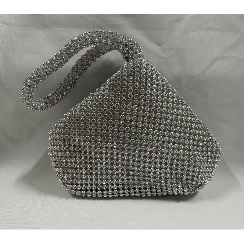 Z12133ZER / SILVER RHINESTONE SOFT PURSE