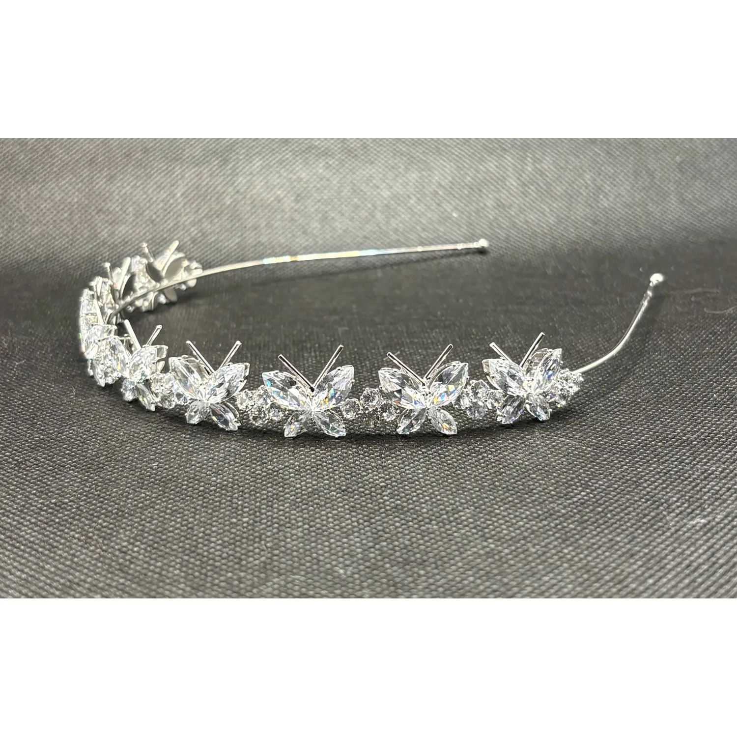 SILVER RHINESTONE SOFT PURSE / 0