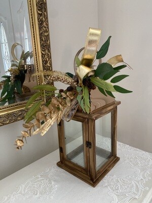 Botanical Luxe green & gold Copper-top wooden lantern Botanical Luxe green & gold Copper-top wooden lantern