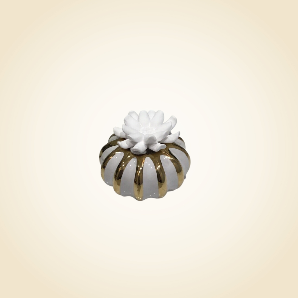 Gold &amp; White Ruffled Diffuser w White Flower