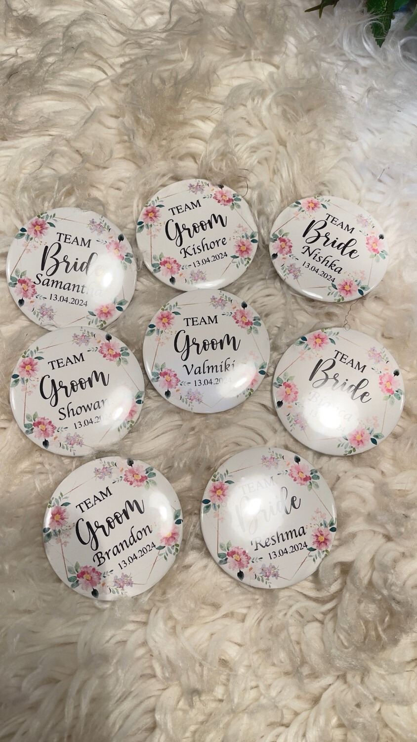 BUTTONS/BADGES- ORDERS OVER 100 PIECES