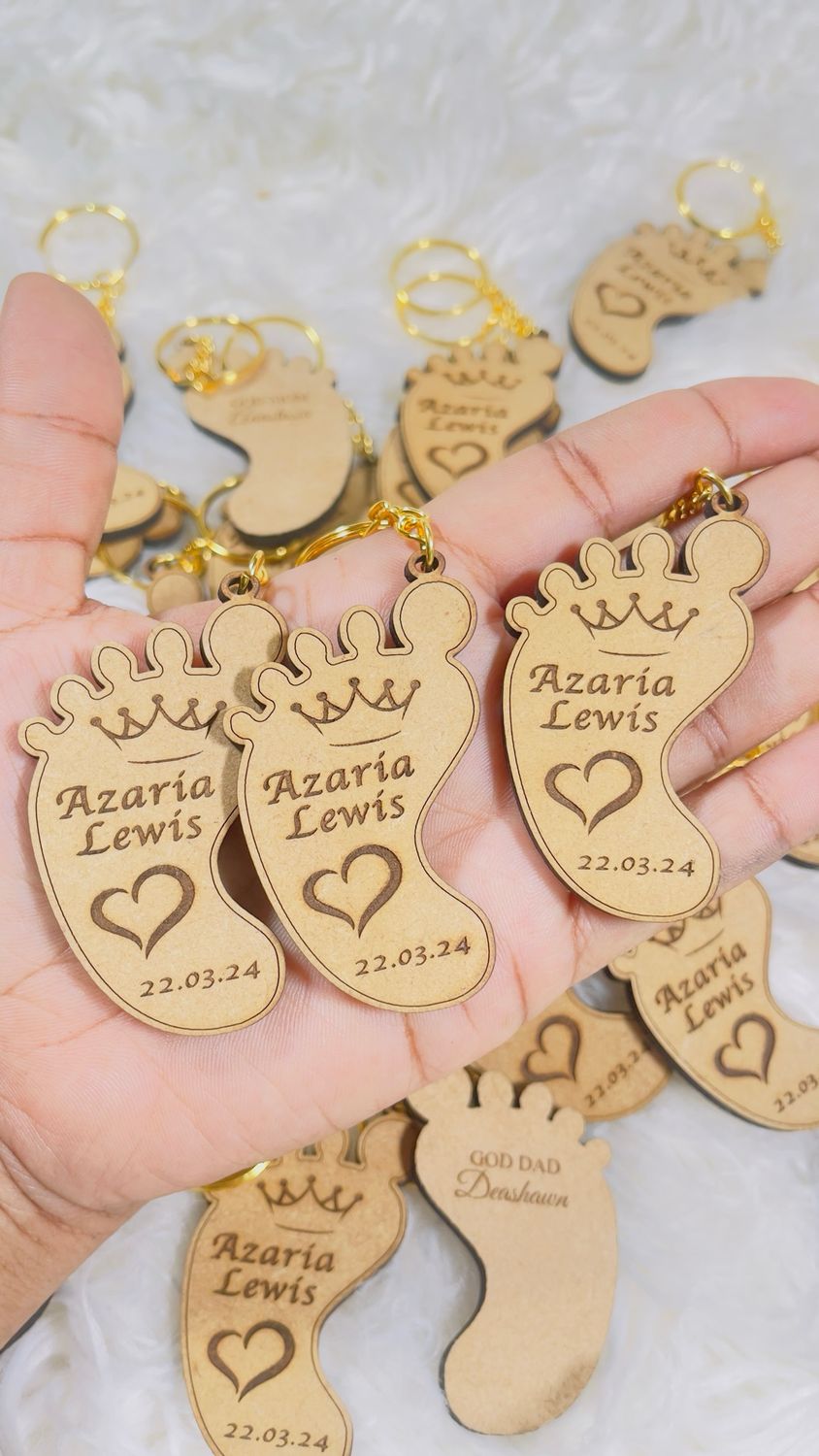 CUSTOM WOODEN KEYCHAIN- PERSONALIZED SHAPE