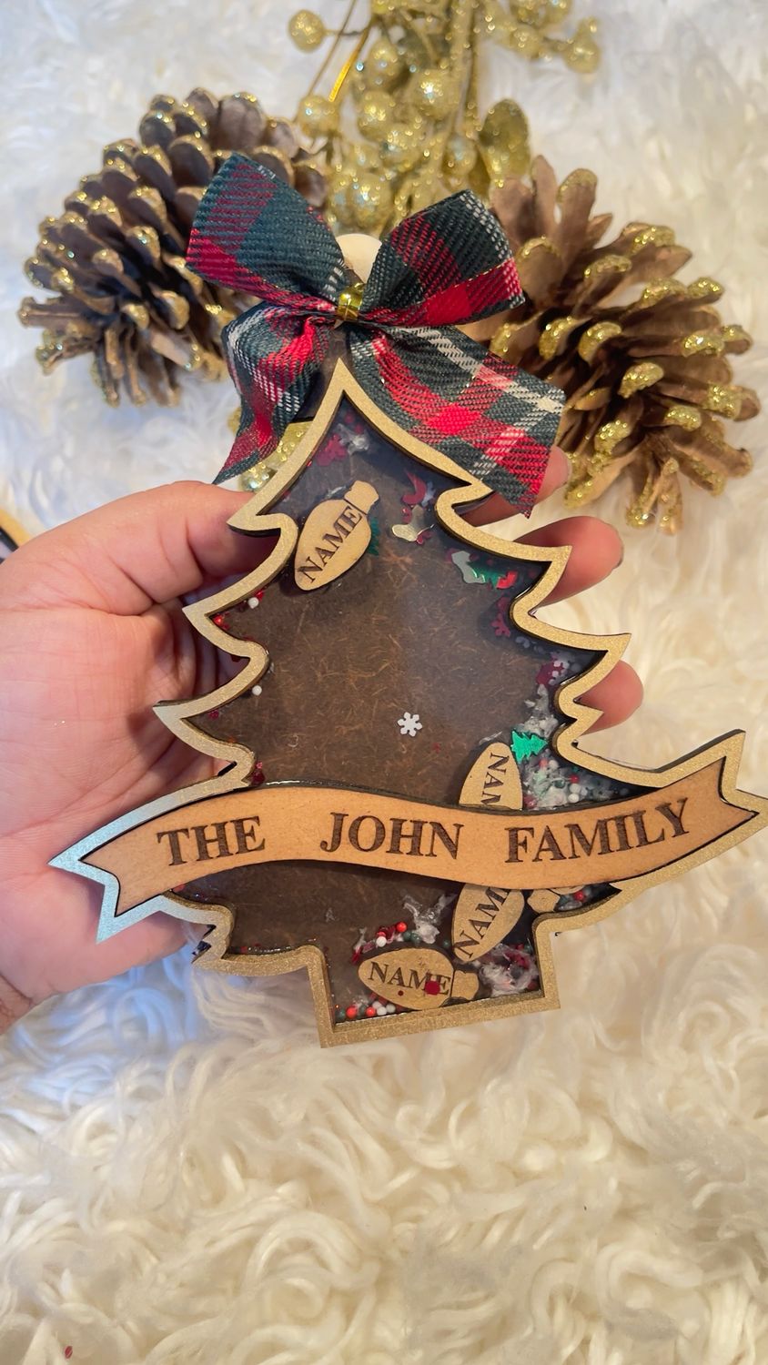 CHRISTMAS TREE SHAKER ORNAMENT WITH FAMILY NAME