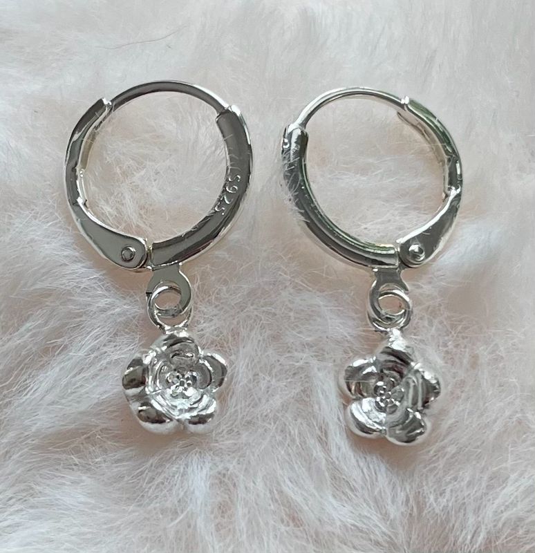 3D Flower Drop Earrings