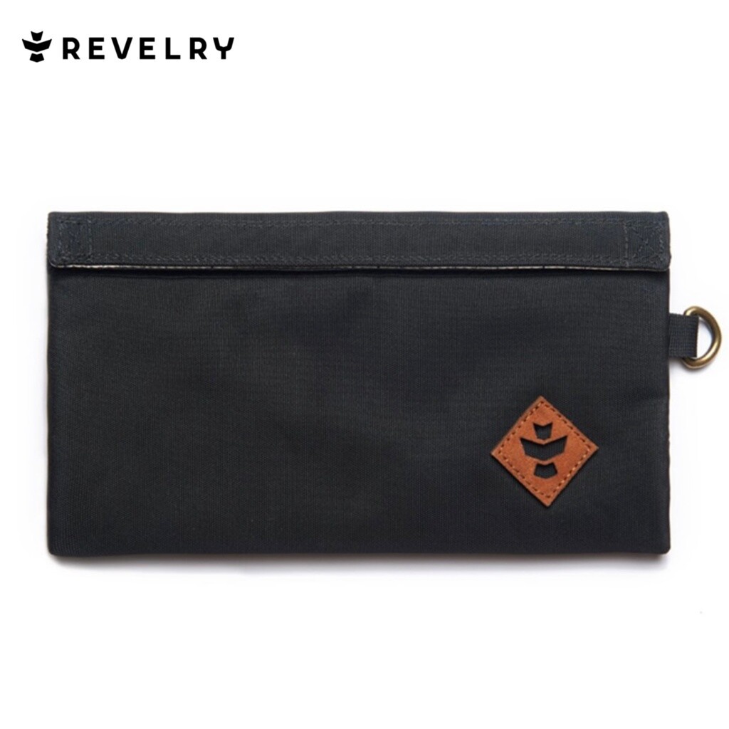 Revelry Supply® The Confidant