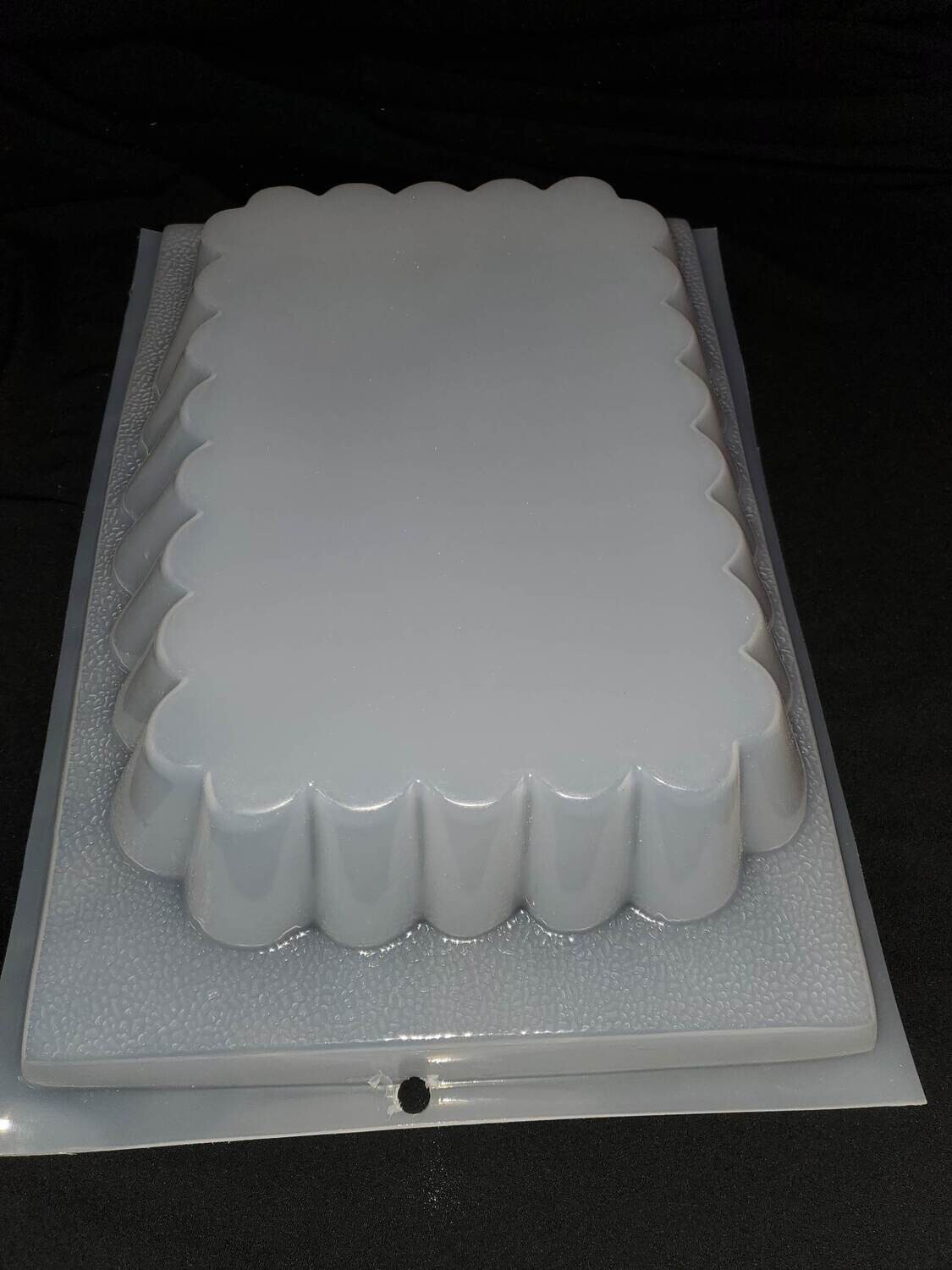 Scalloped Rectangle Molds
