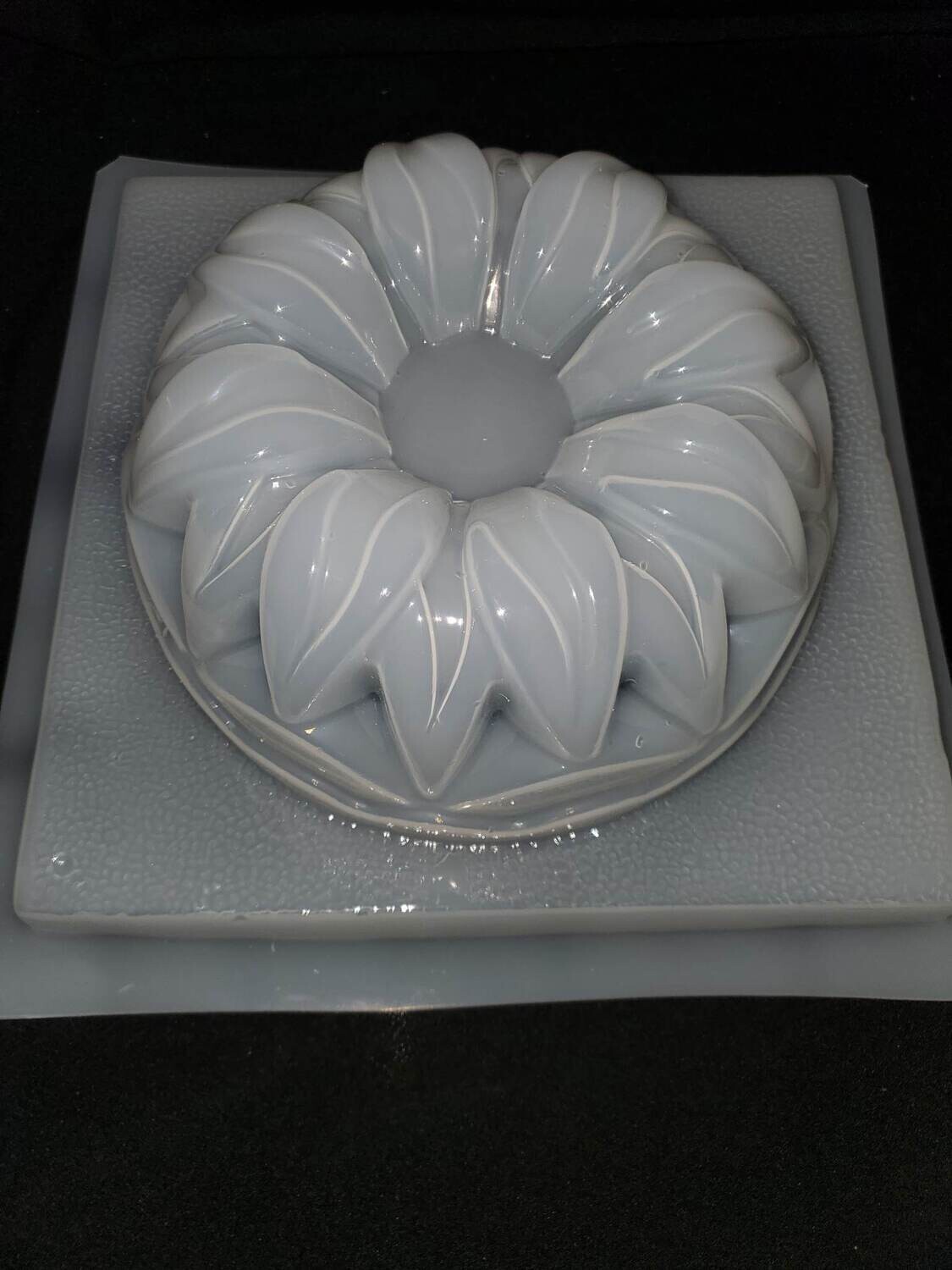 Flower Petal Ringed Molds